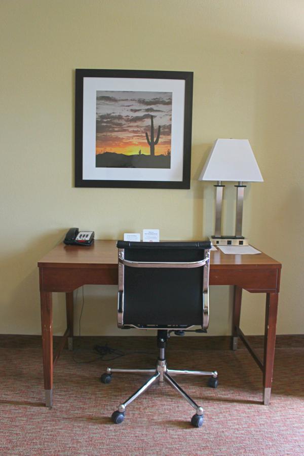 Southern Inn And Suites Kermit Экстерьер фото